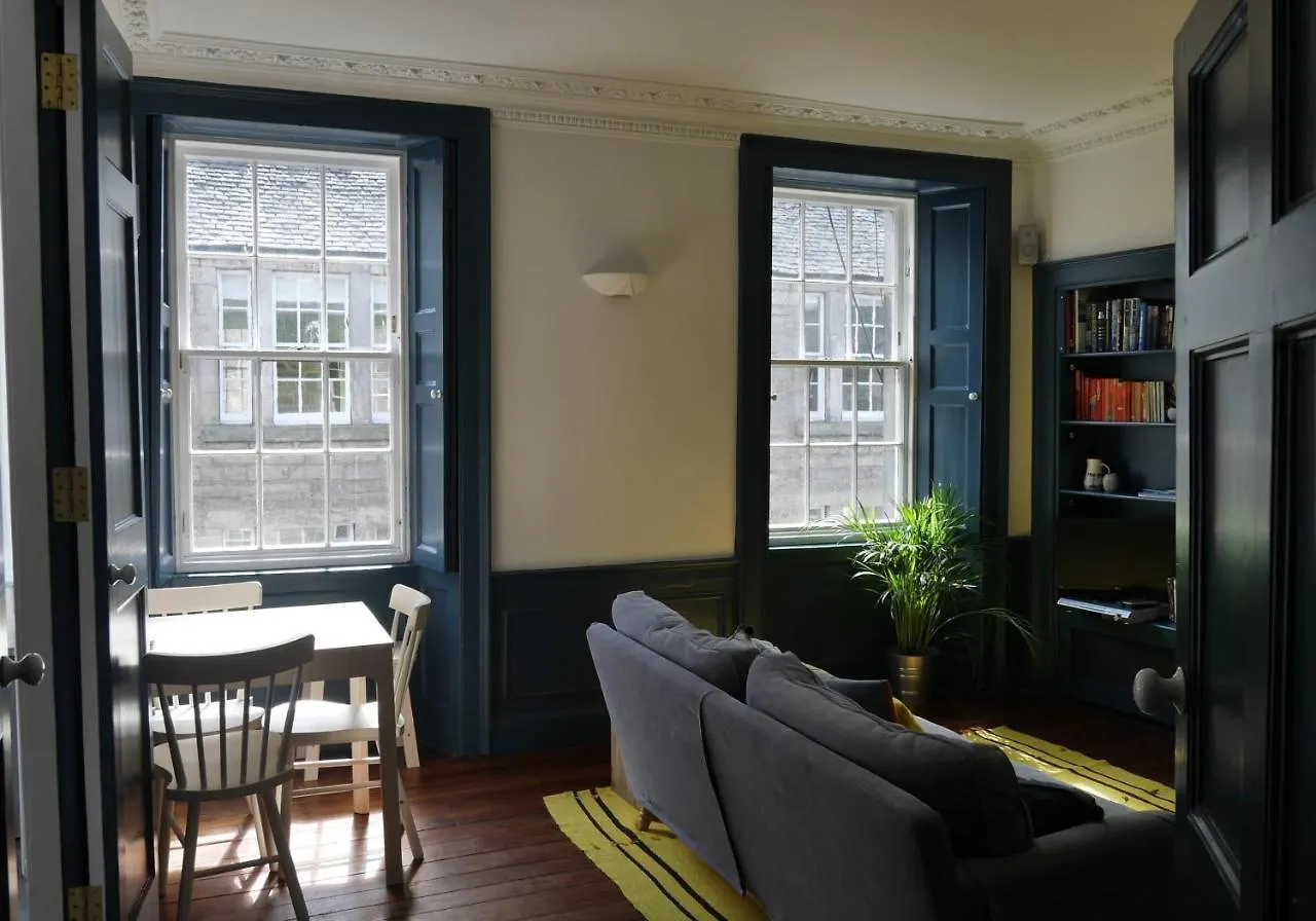 Apartment Thistle Suite City Centre Edinburgh