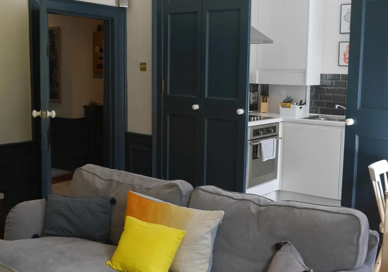 Thistle Suite City Centre Edinburgh Apartment